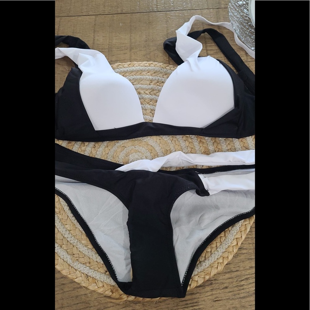 New boutique Low Waist Bikini Push Up Sling Swimsuit - Picture 2 of 6
